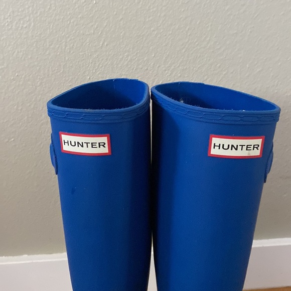 Blue hunter rain boots size 7 - Picture 2 of 9